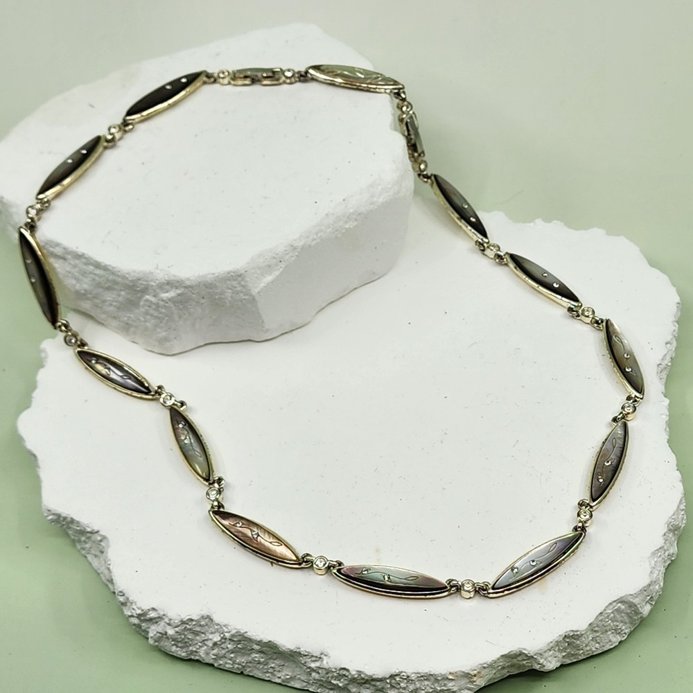 Mother of Pearl Rhinestone Silver Tone Marquise Link Necklace Leaf Vine Design